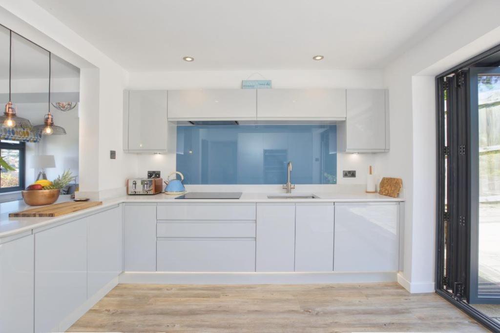 Pass The Keys Stunning Holiday Home In Lyme Regis - Sleeps 8 Exterior photo